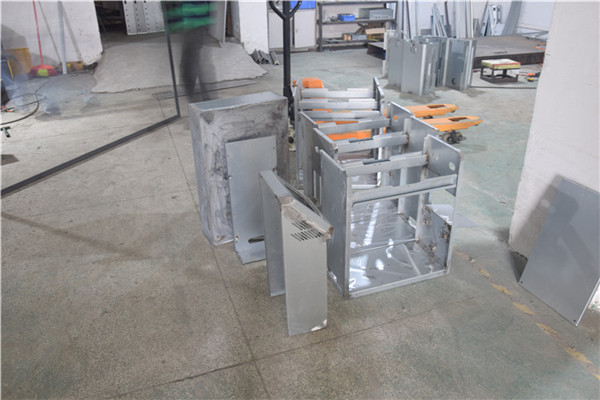 鈑金加工機(jī)箱